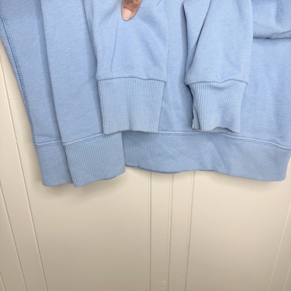 American Eagle Light Blue Crewneck Sweatshirt with Logo & Daisy Design - Picture 5 of 7
